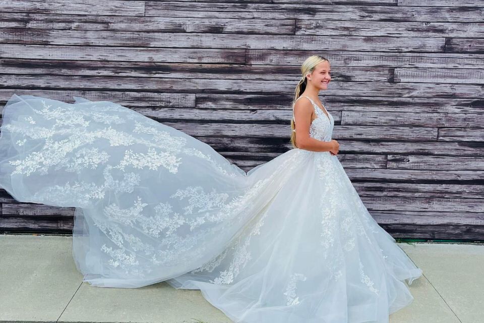 wedding dress shops in evansville indiana